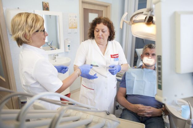 svg+xml;charset=utf 8,%3Csvg xmlns%3D'http%3A%2F%2Fwww.w3